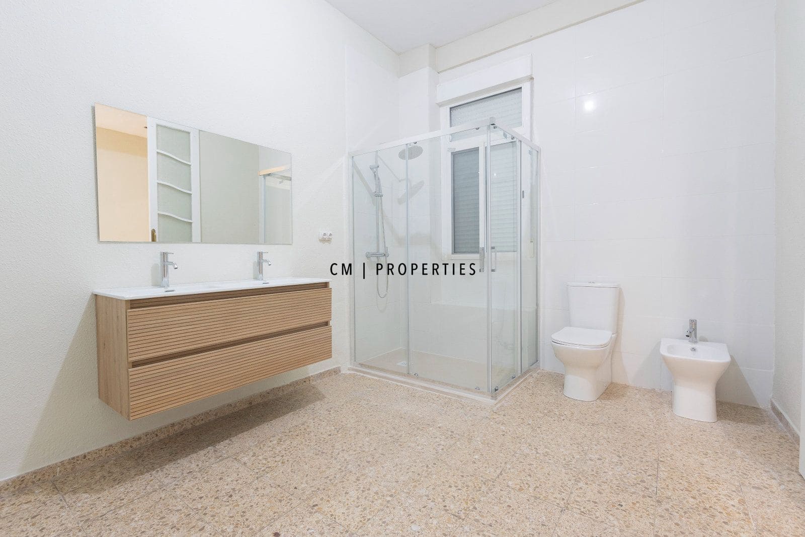 4 soveværelse Lejlighed til leje i Valencia by - € 2.500 (Ref: 9952905)
