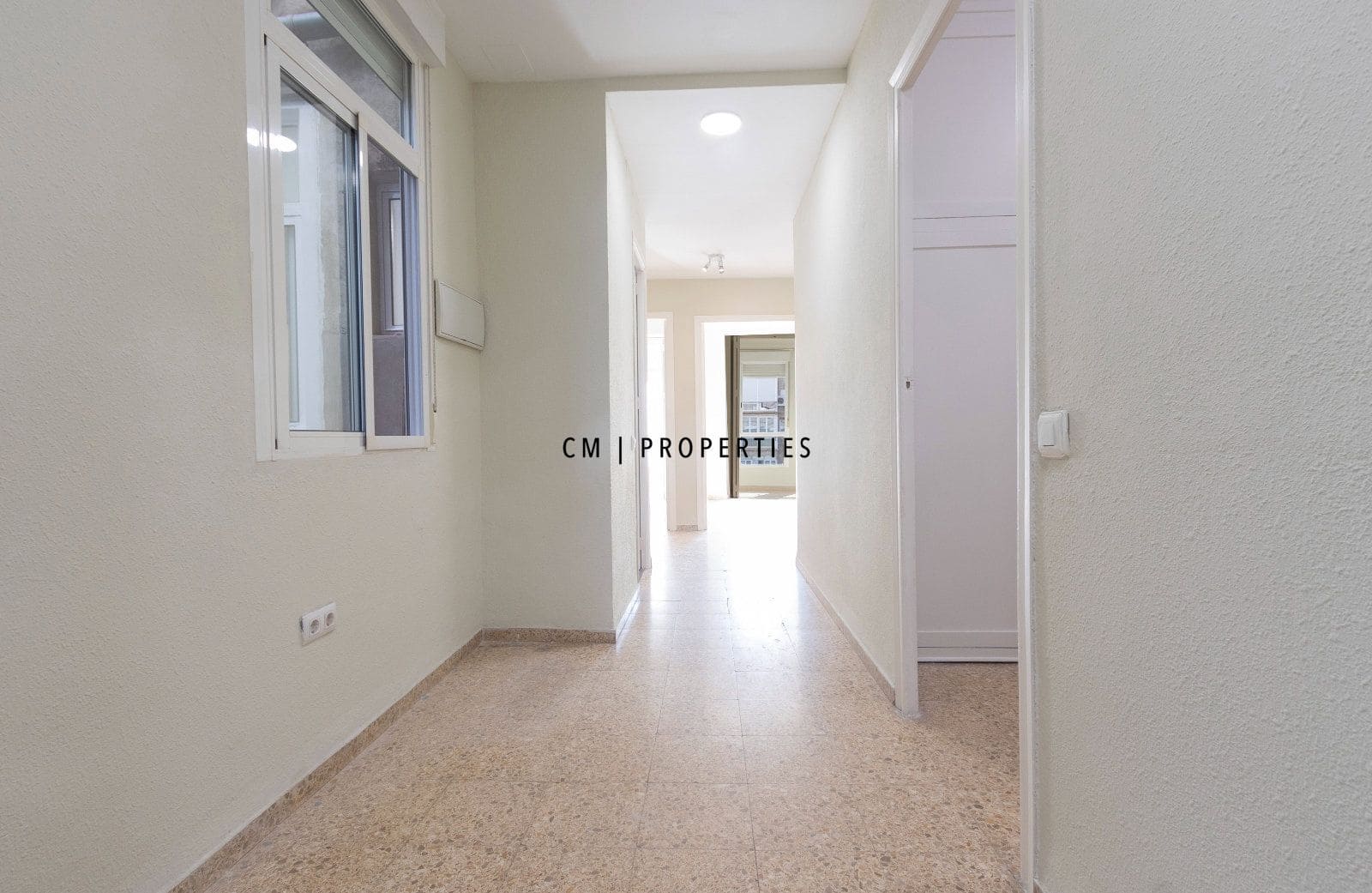4 soveværelse Lejlighed til leje i Valencia by - € 2.500 (Ref: 9952905)