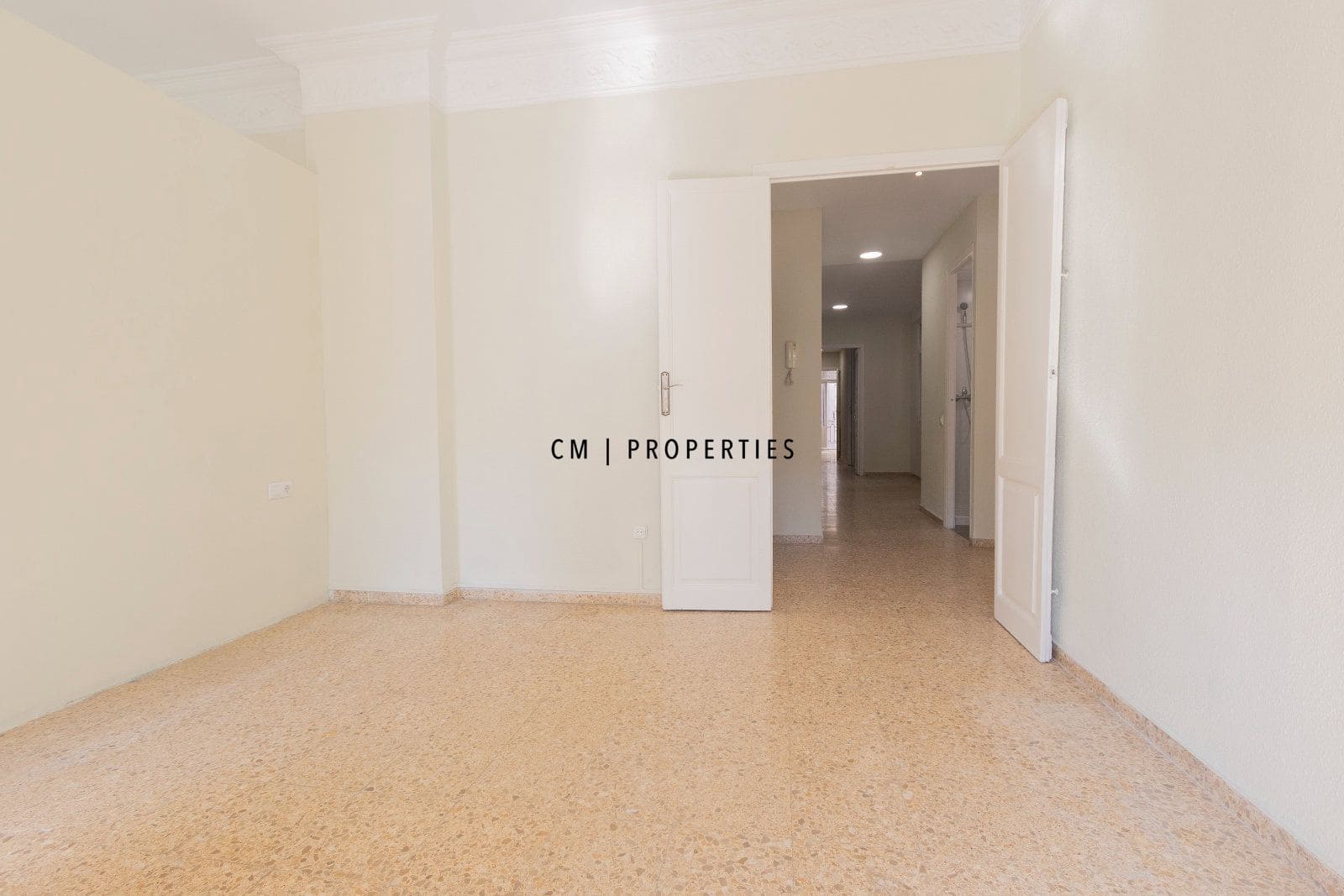 4 soveværelse Lejlighed til leje i Valencia by - € 2.500 (Ref: 9952905)