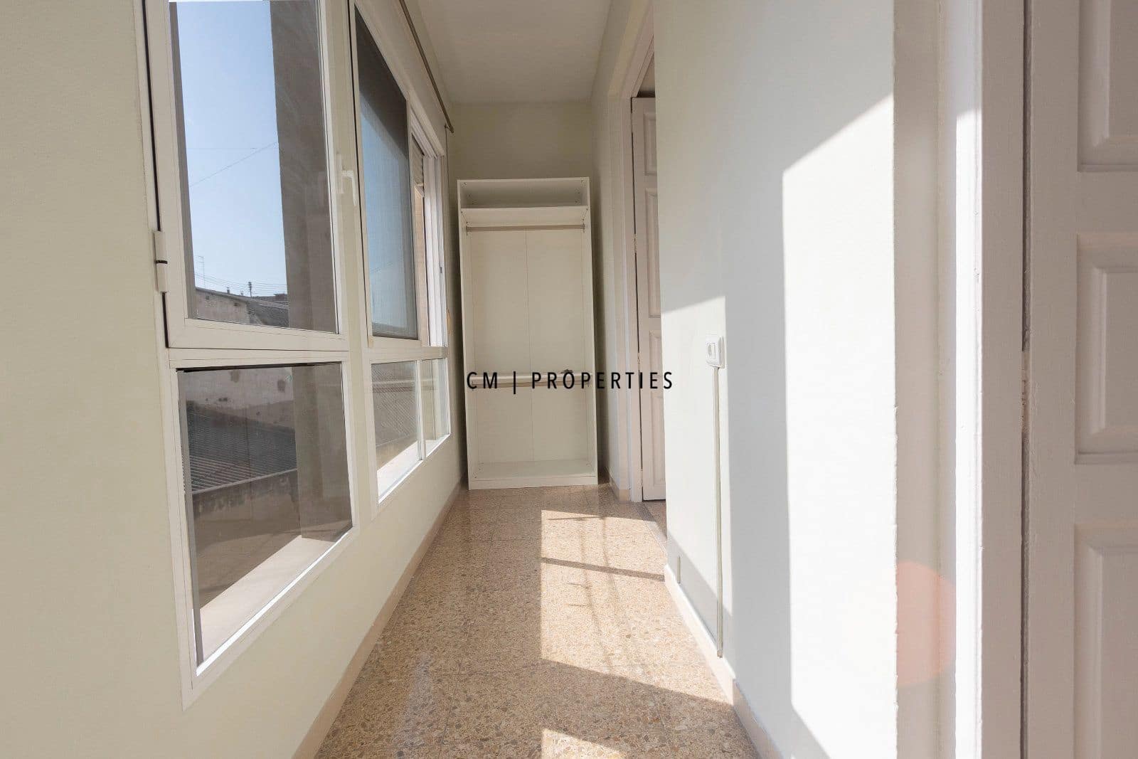 4 soveværelse Lejlighed til leje i Valencia by - € 2.500 (Ref: 9952905)