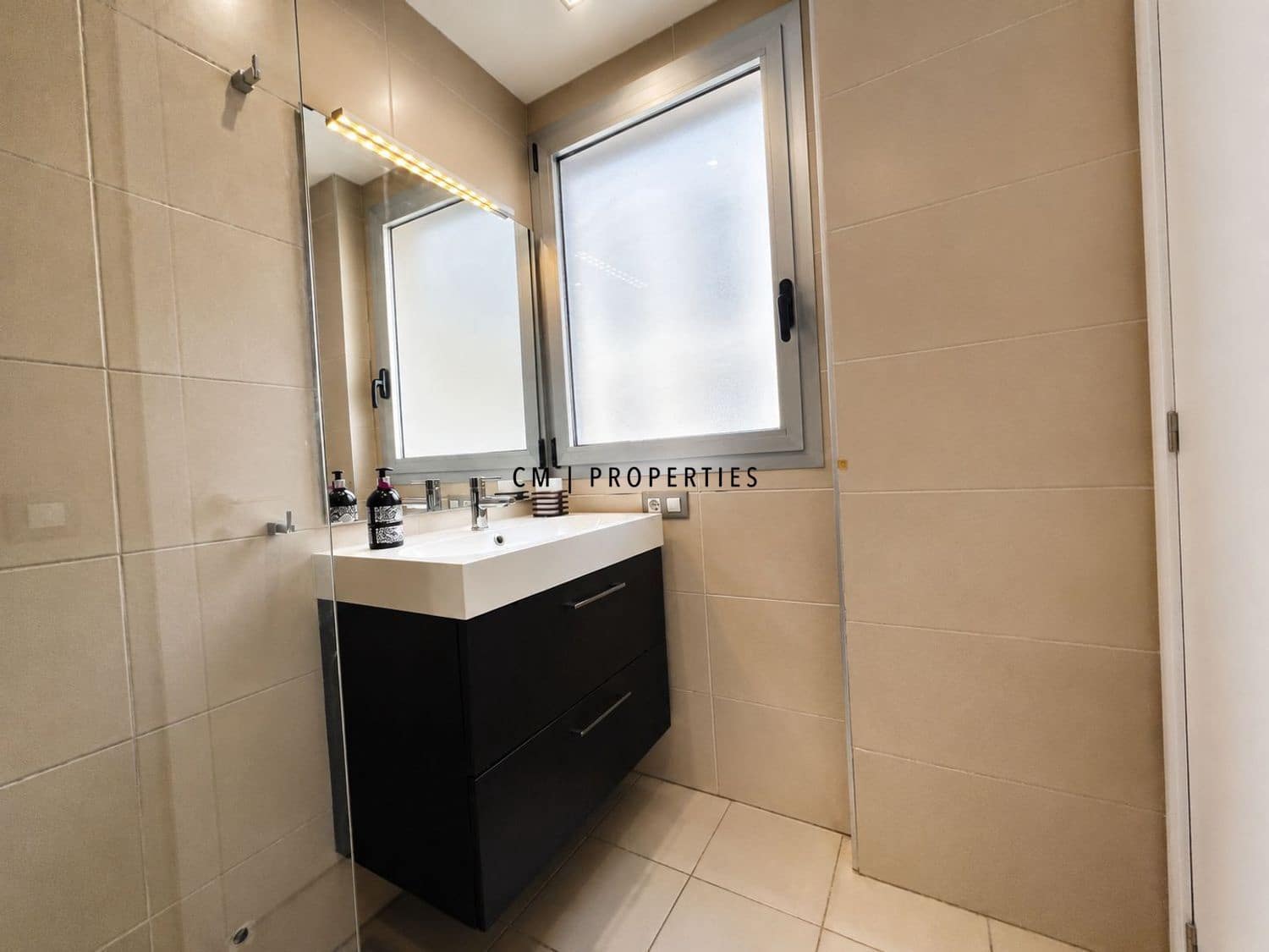2 sypialnia Mieszkanie do wynajęcia w Paterna z garażem - 1 500 € (Ref: 9953060)