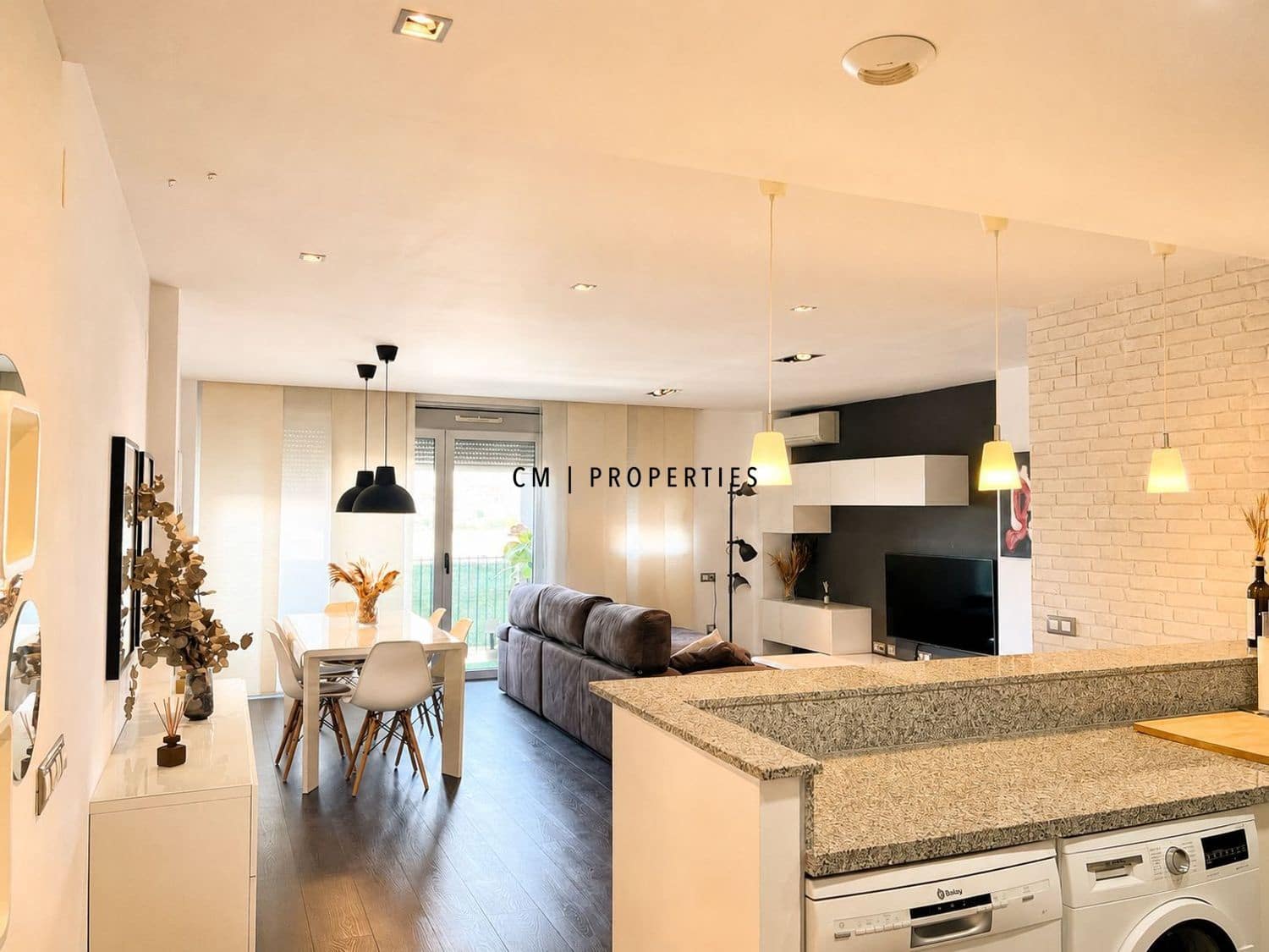 2 sypialnia Mieszkanie do wynajęcia w Paterna z garażem - 1 500 € (Ref: 9953060)