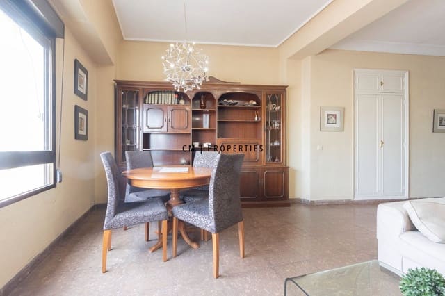 4 quarto Apartamento para venda em Ciutat Vella, Valência cidade - 595 000 € (Ref: 9953555)