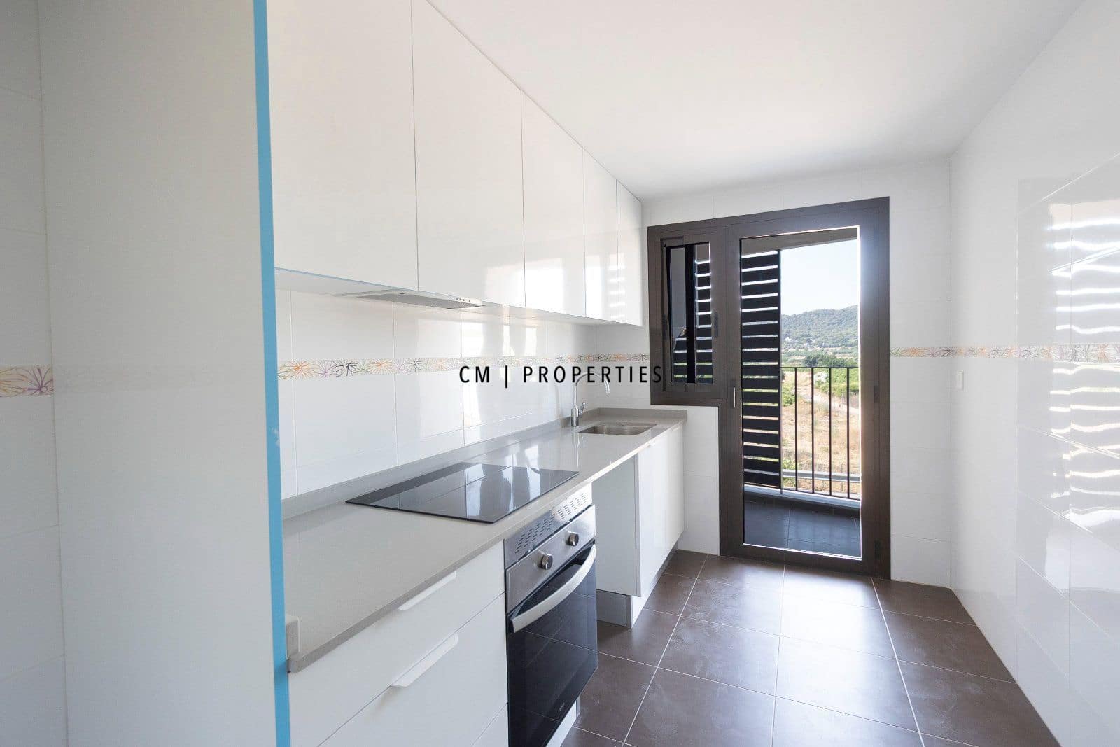 3 bedroom Flat for sale in Petres - € 215,000 (Ref: 9956529)