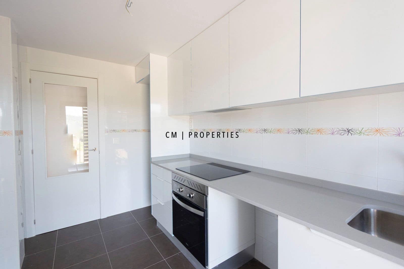 3 bedroom Flat for sale in Petres - € 215,000 (Ref: 9956529)