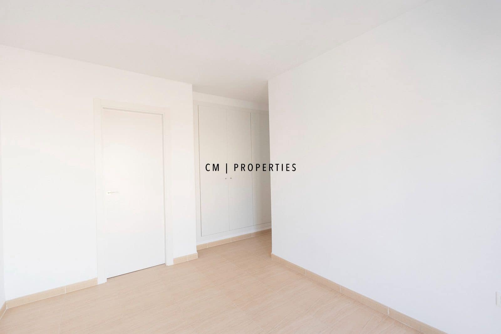 3 bedroom Flat for sale in Petres - € 215,000 (Ref: 9956529)