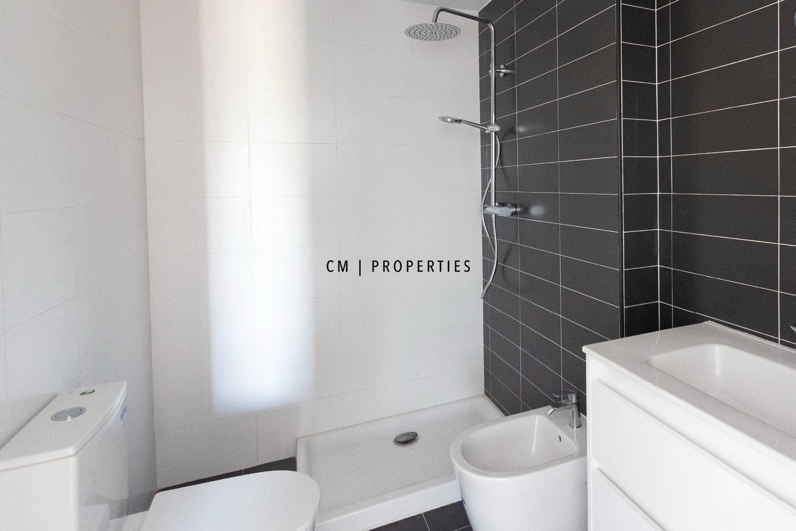 3 bedroom Flat for sale in Petres - € 215,000 (Ref: 9956529)