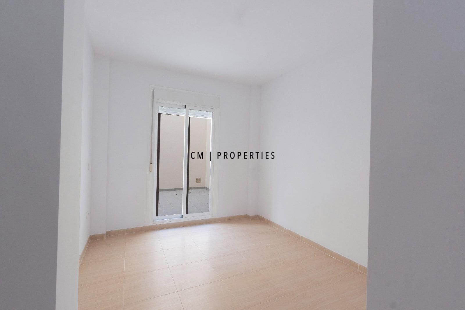 2 bedroom Flat for sale in Petres - € 175,000 (Ref: 9956530)