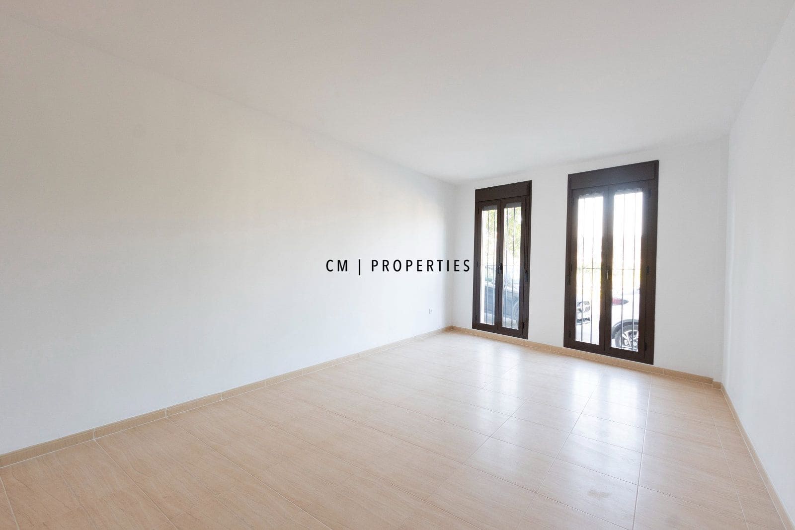 2 bedroom Flat for sale in Petres - € 175,000 (Ref: 9956530)