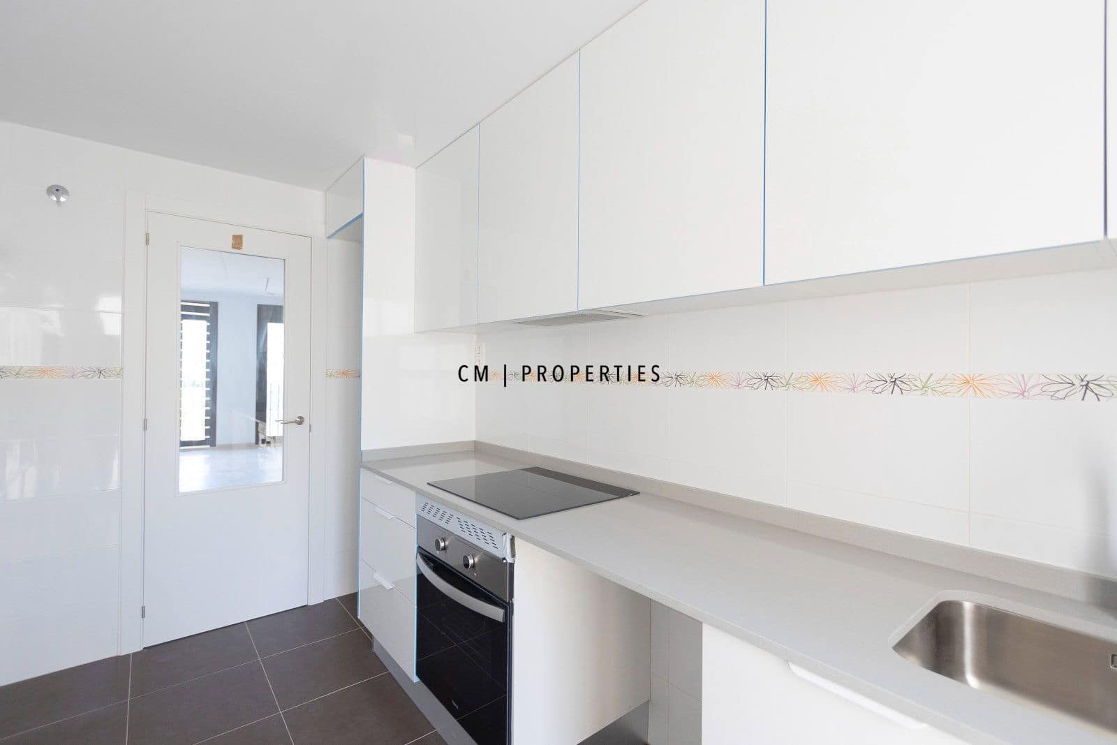 2 bedroom Flat for sale in Petres - € 175,000 (Ref: 9956531)