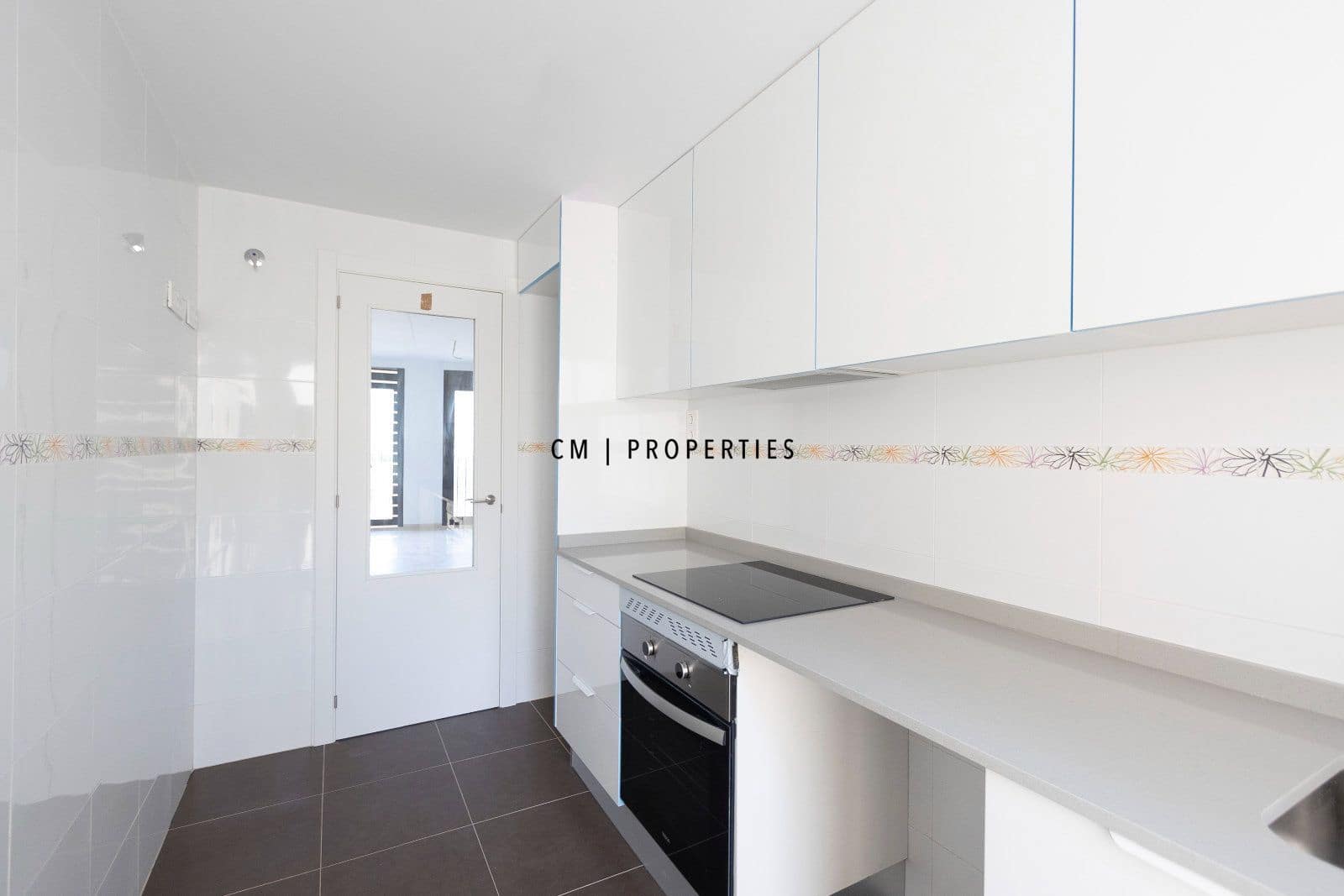 2 bedroom Flat for sale in Petres - € 175,000 (Ref: 9956531)