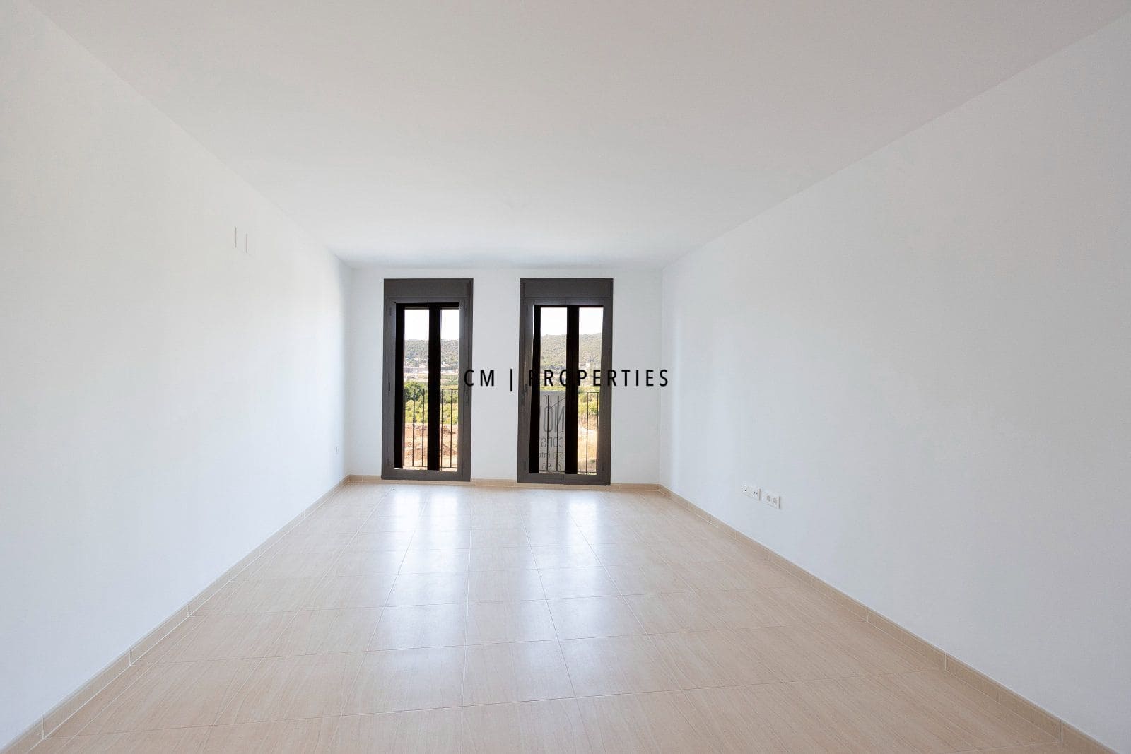 2 bedroom Flat for sale in Petres - € 175,000 (Ref: 9956531)