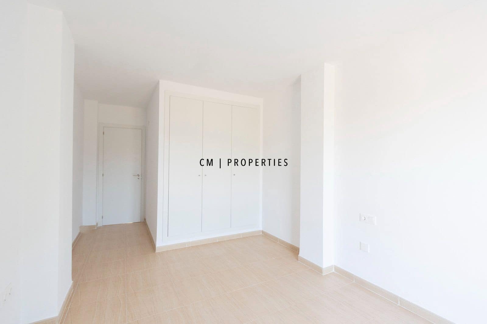 2 bedroom Flat for sale in Petres - € 175,000 (Ref: 9956531)