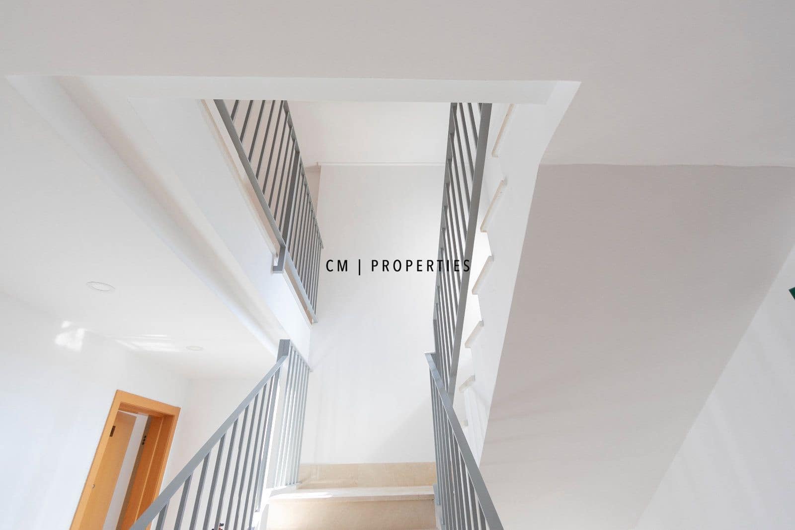 2 bedroom Flat for sale in Petres - € 190,000 (Ref: 9956532)