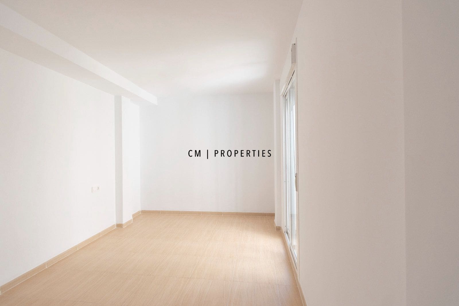 2 bedroom Flat for sale in Petres - € 190,000 (Ref: 9956532)