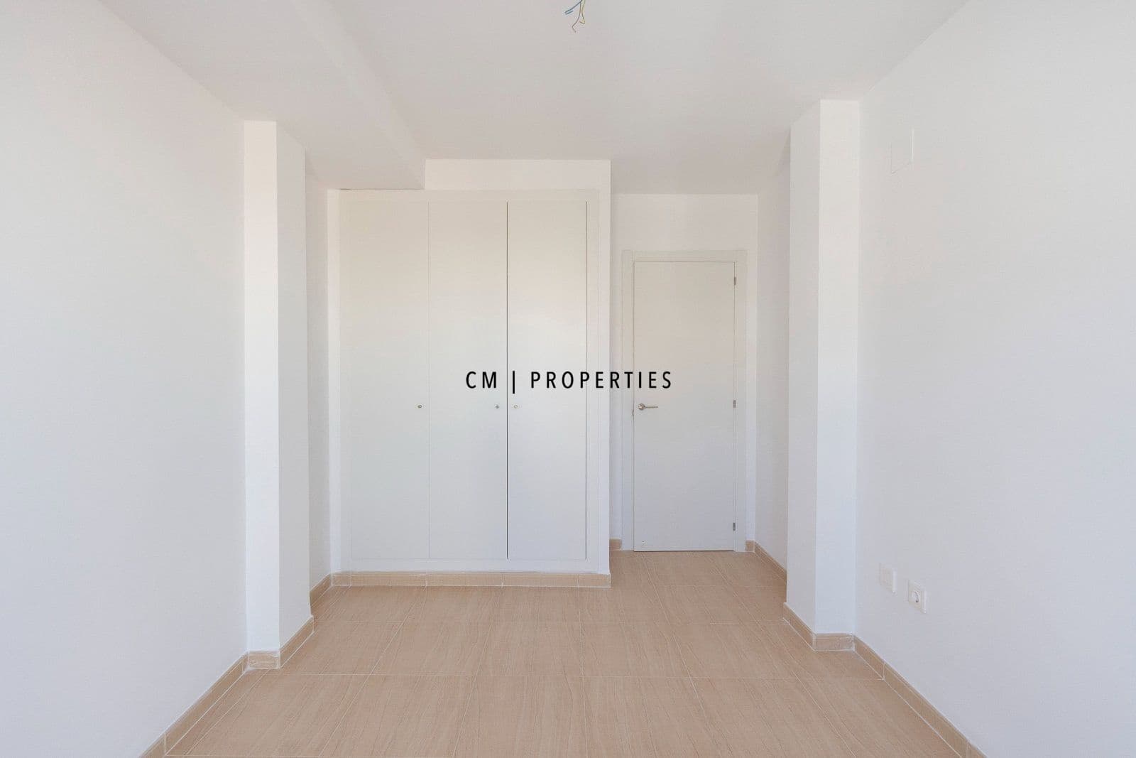 2 bedroom Flat for sale in Petres - € 190,000 (Ref: 9956532)