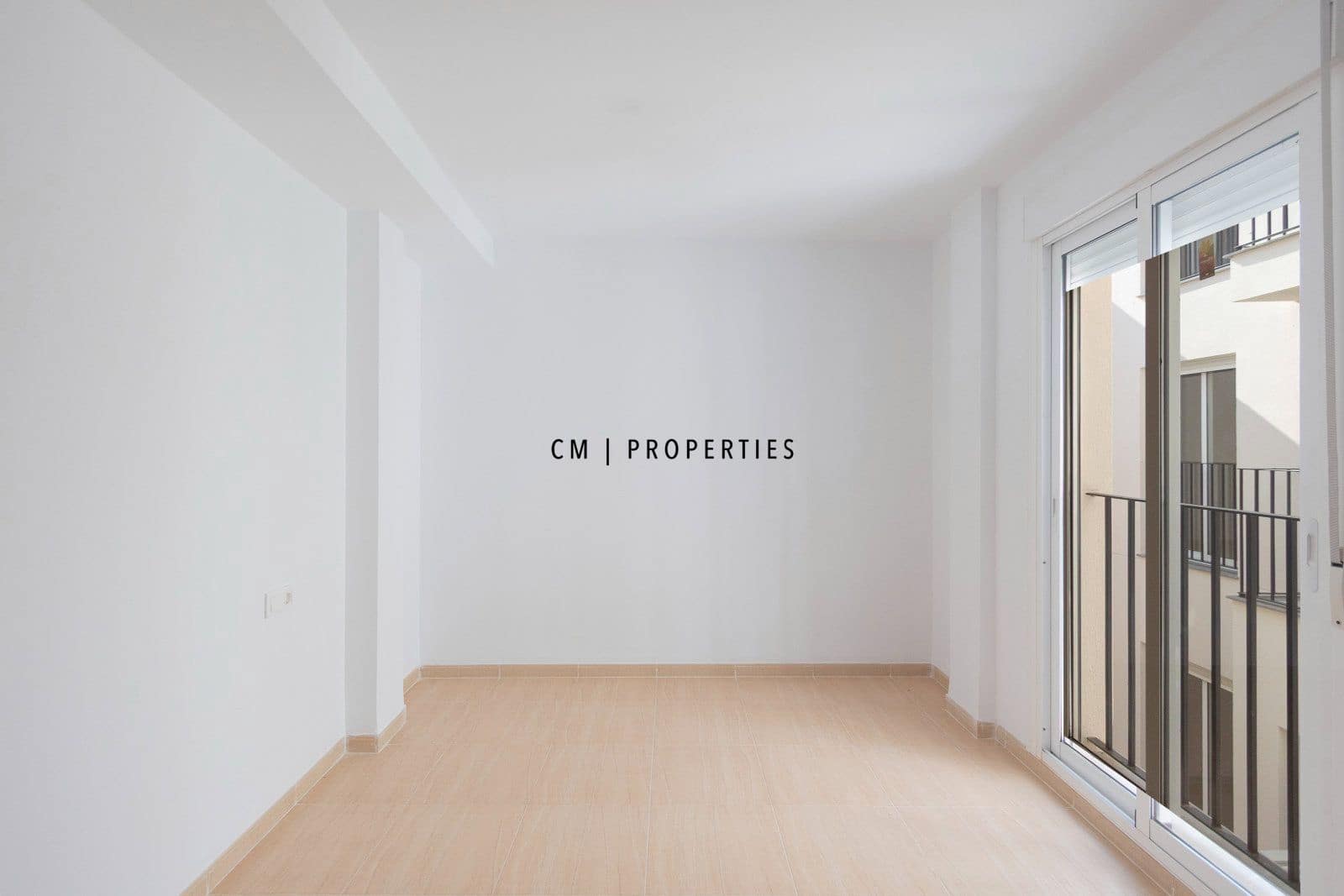 2 bedroom Flat for sale in Petres - € 190,000 (Ref: 9956532)