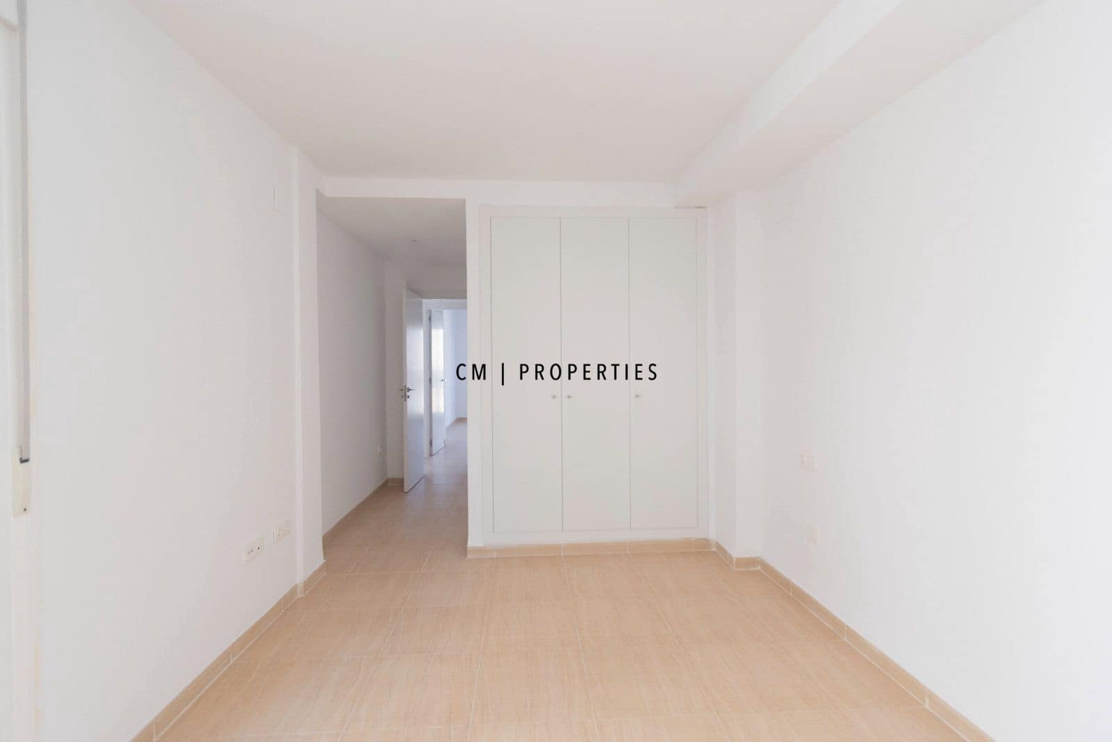 2 bedroom Flat for sale in Petres - € 190,000 (Ref: 9956532)