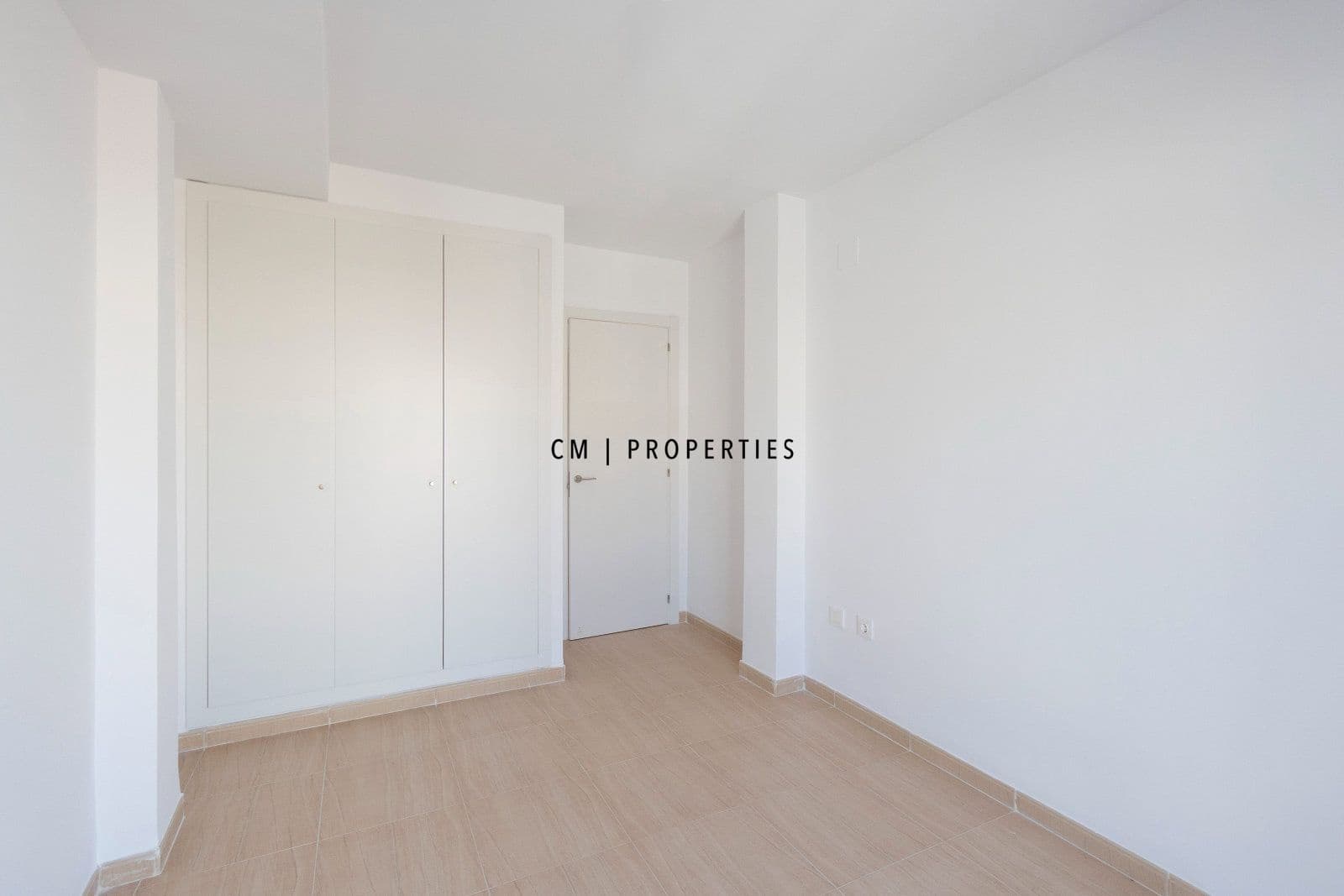 2 bedroom Flat for sale in Petres - € 190,000 (Ref: 9956532)