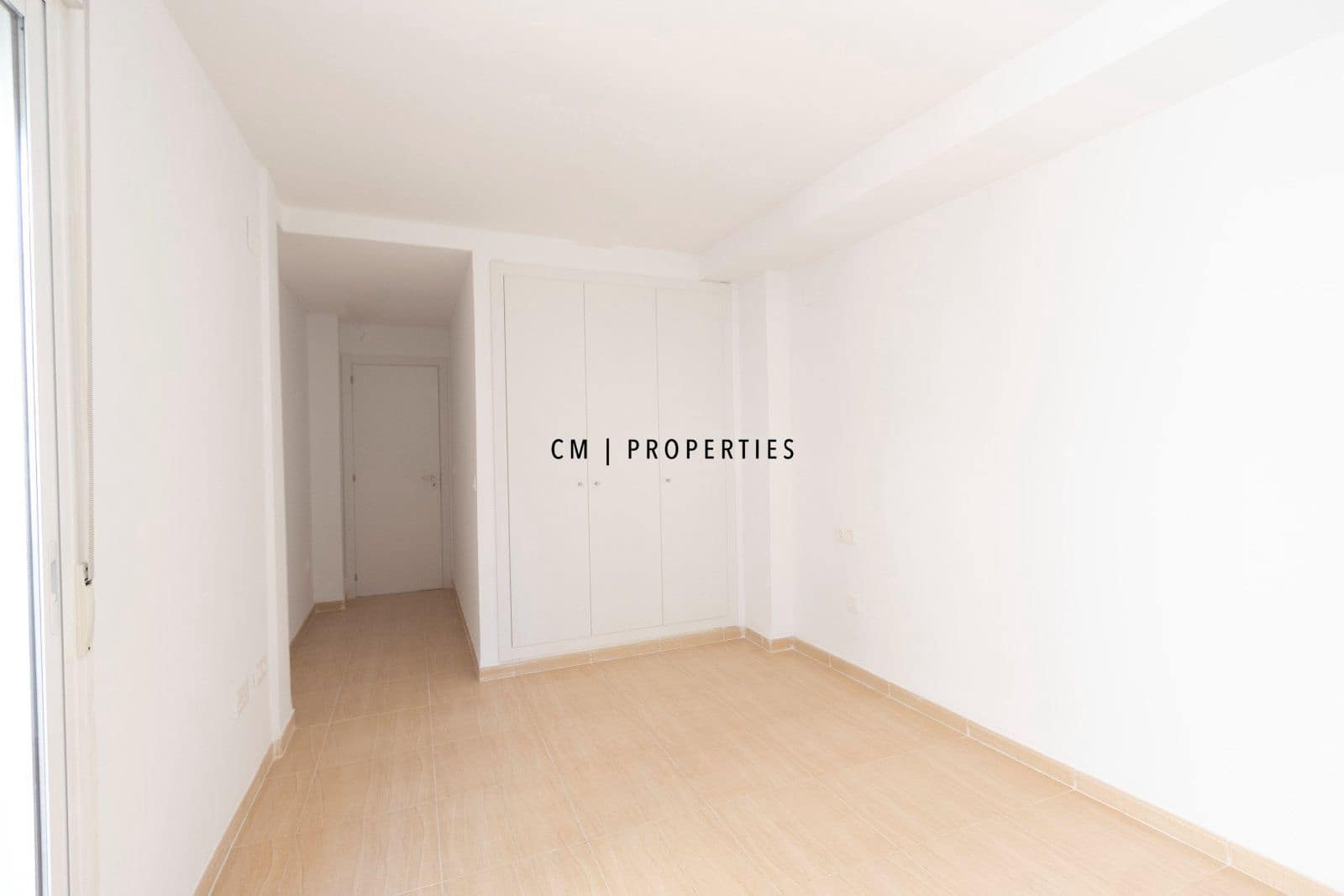 2 bedroom Flat for sale in Petres - € 190,000 (Ref: 9956532)