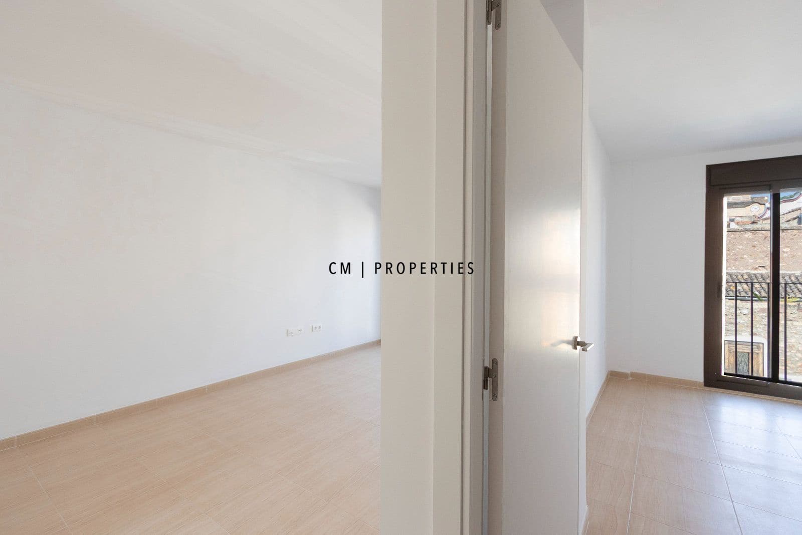 2 bedroom Flat for sale in Petres - € 190,000 (Ref: 9956532)