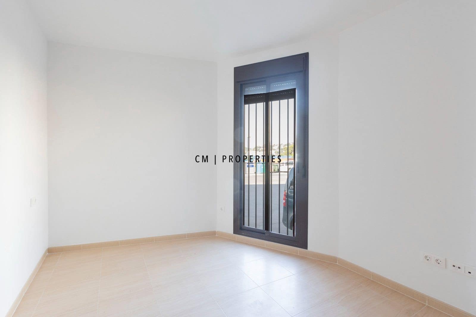2 bedroom Flat for sale in Petres - € 165,000 (Ref: 9956533)