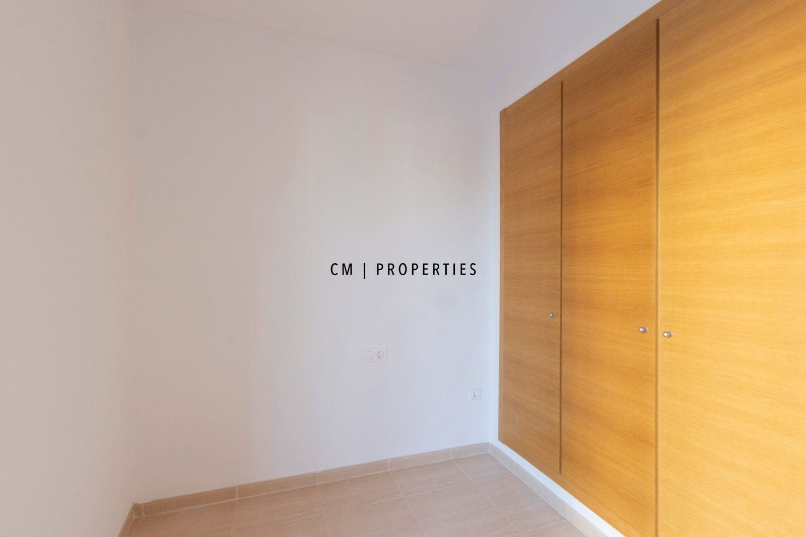 2 bedroom Flat for sale in Petres - € 165,000 (Ref: 9956533)