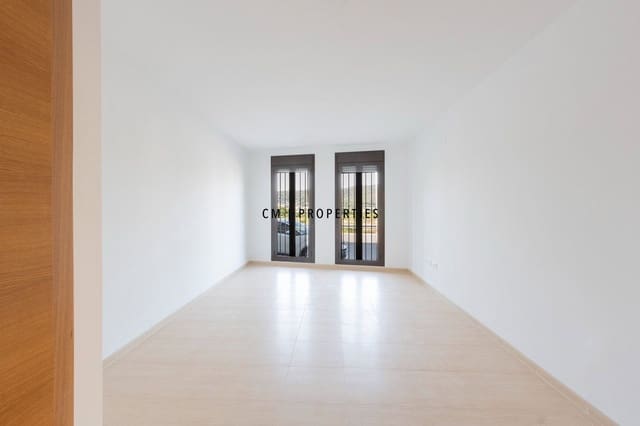 2 bedroom Flat for sale in Petrés - € 165,000 (Ref: 9956533)