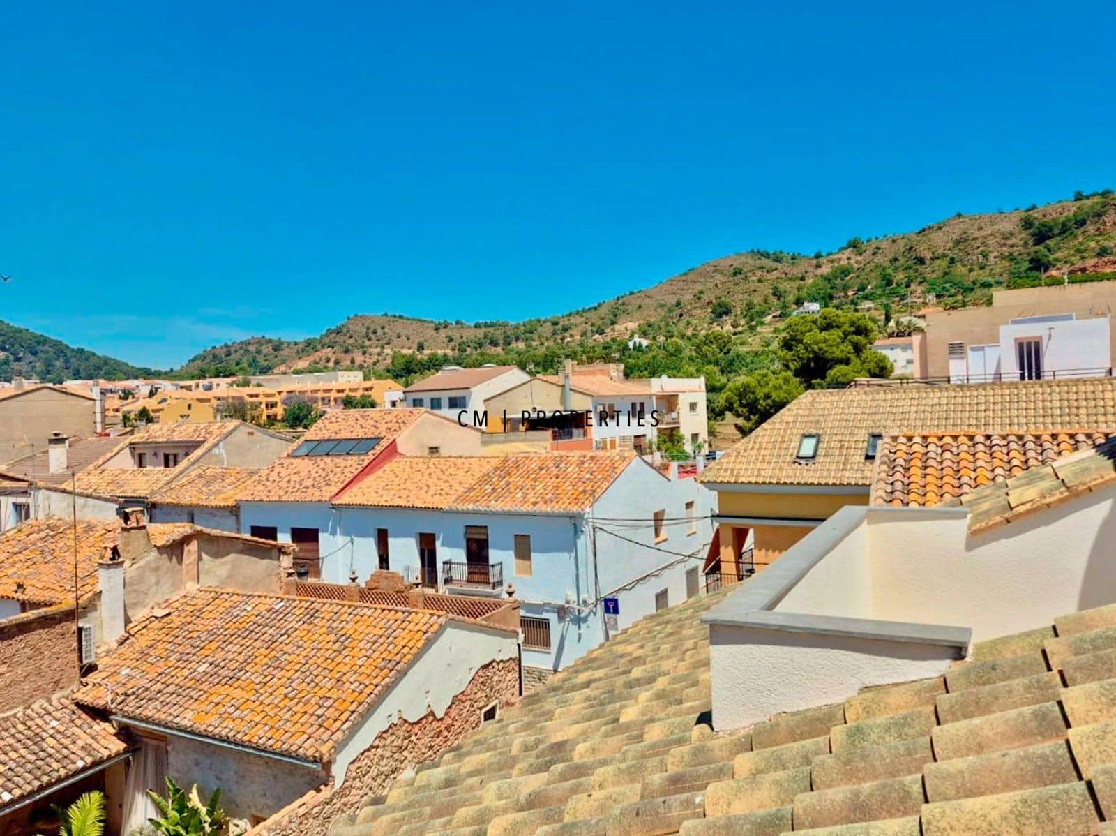 2 bedroom Flat for sale in Petres - € 165,000 (Ref: 9956533)