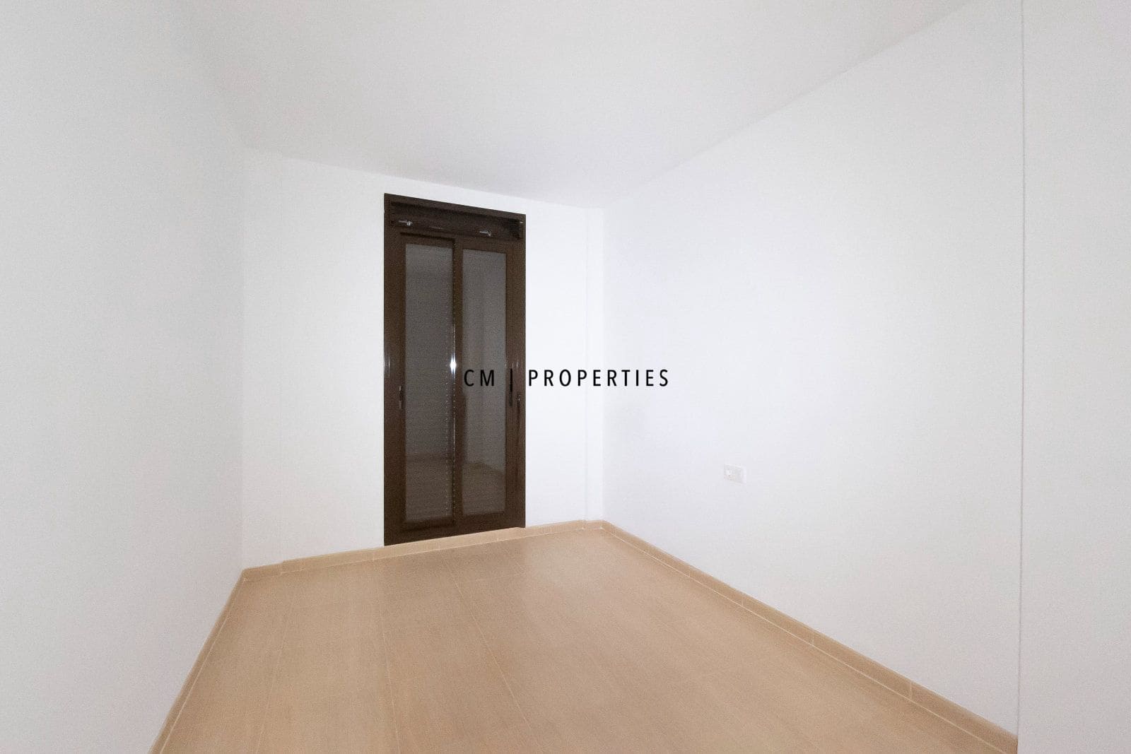 2 bedroom Flat for sale in Petres - € 190,000 (Ref: 9956534)