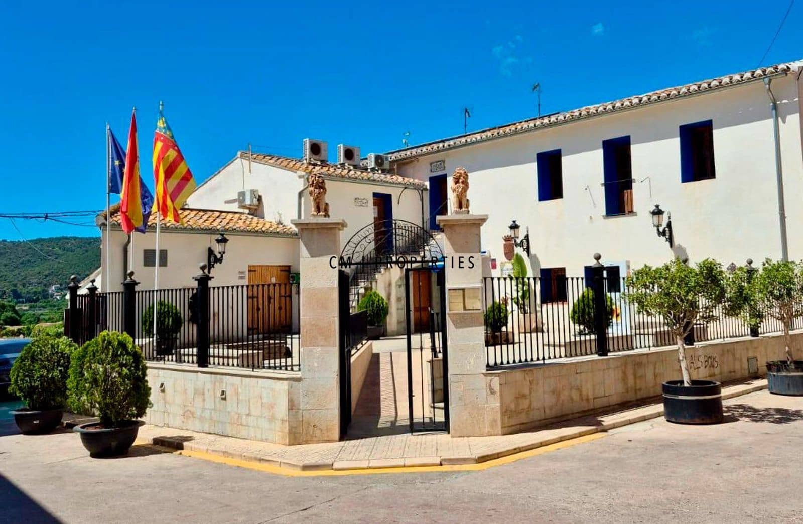 2 bedroom Flat for sale in Petres - € 190,000 (Ref: 9956534)
