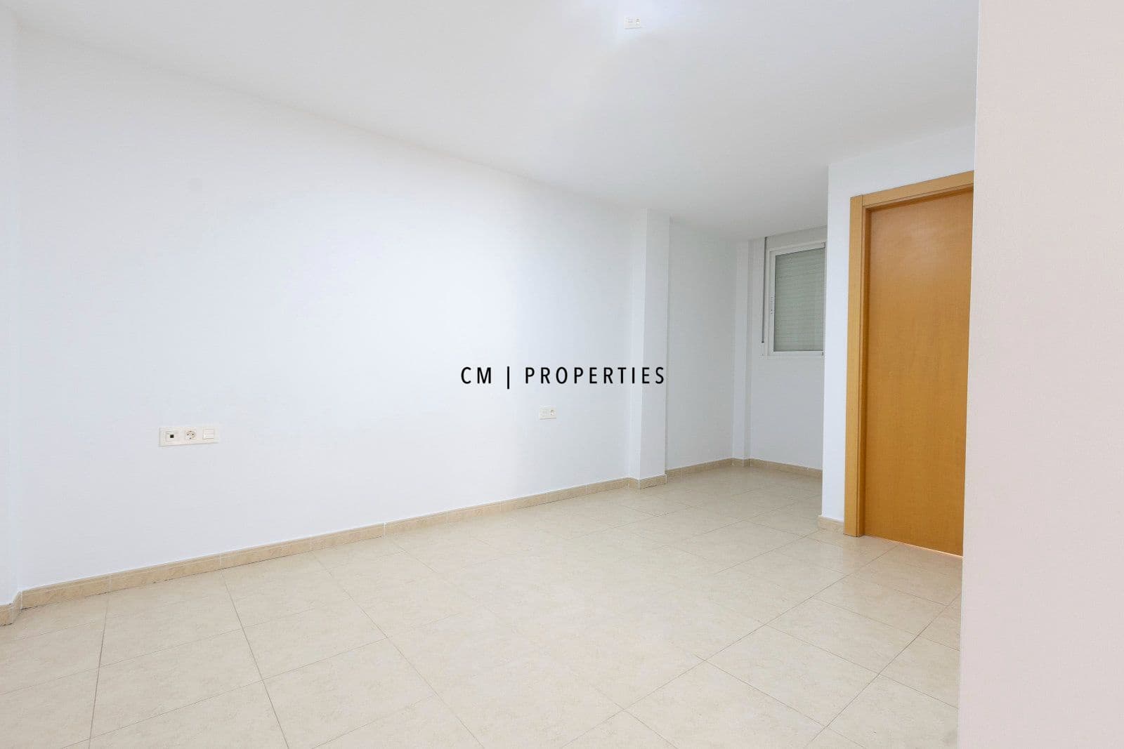 3 bedroom Penthouse for rent in Sagunto / Sagunt - € 1,500 (Ref: 9961163)