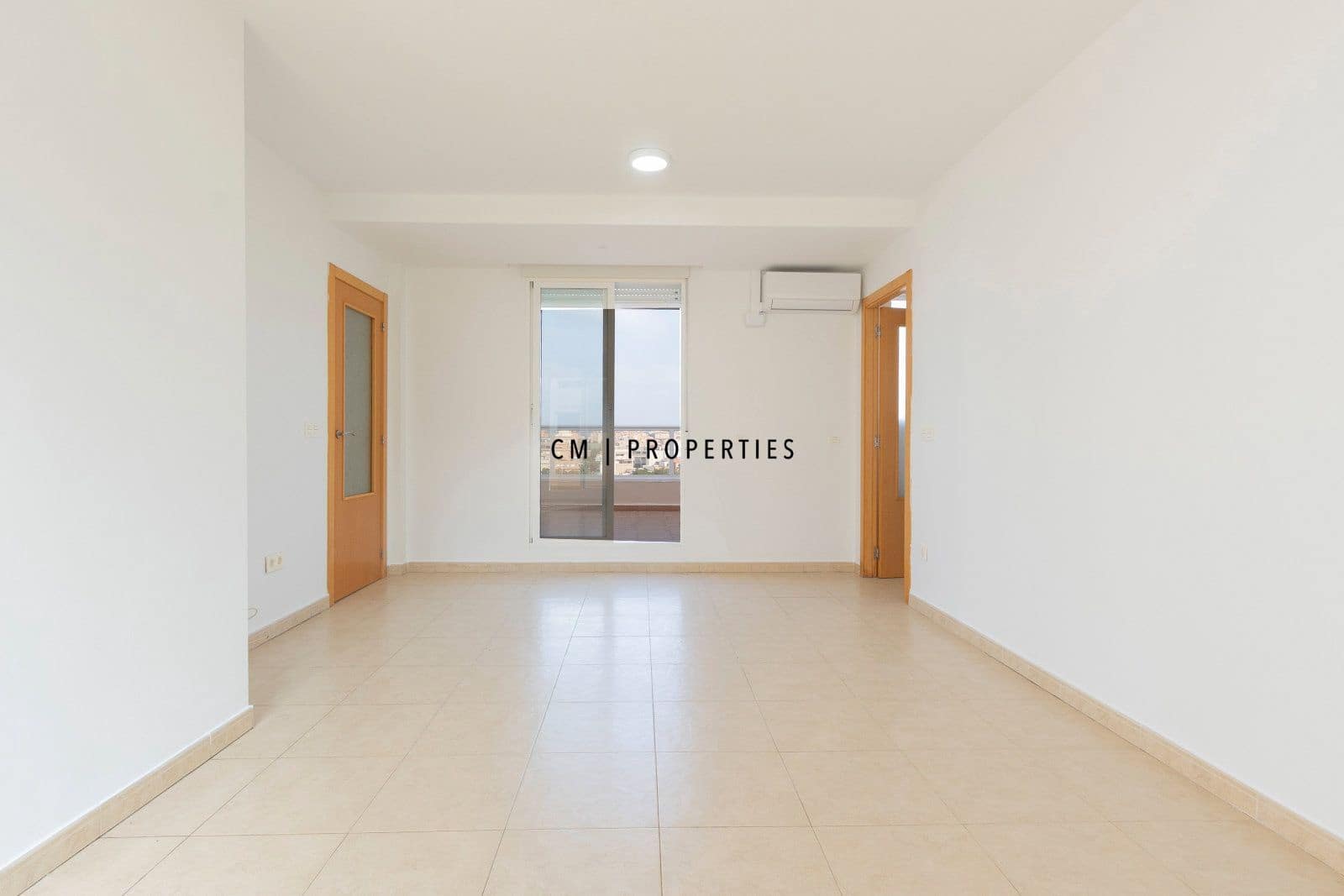 3 bedroom Penthouse for rent in Sagunto / Sagunt - € 1,500 (Ref: 9961163)