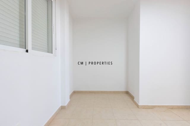 3 bedroom Penthouse for rent in Sagunto / Sagunt - € 1,500 (Ref: 9961163)