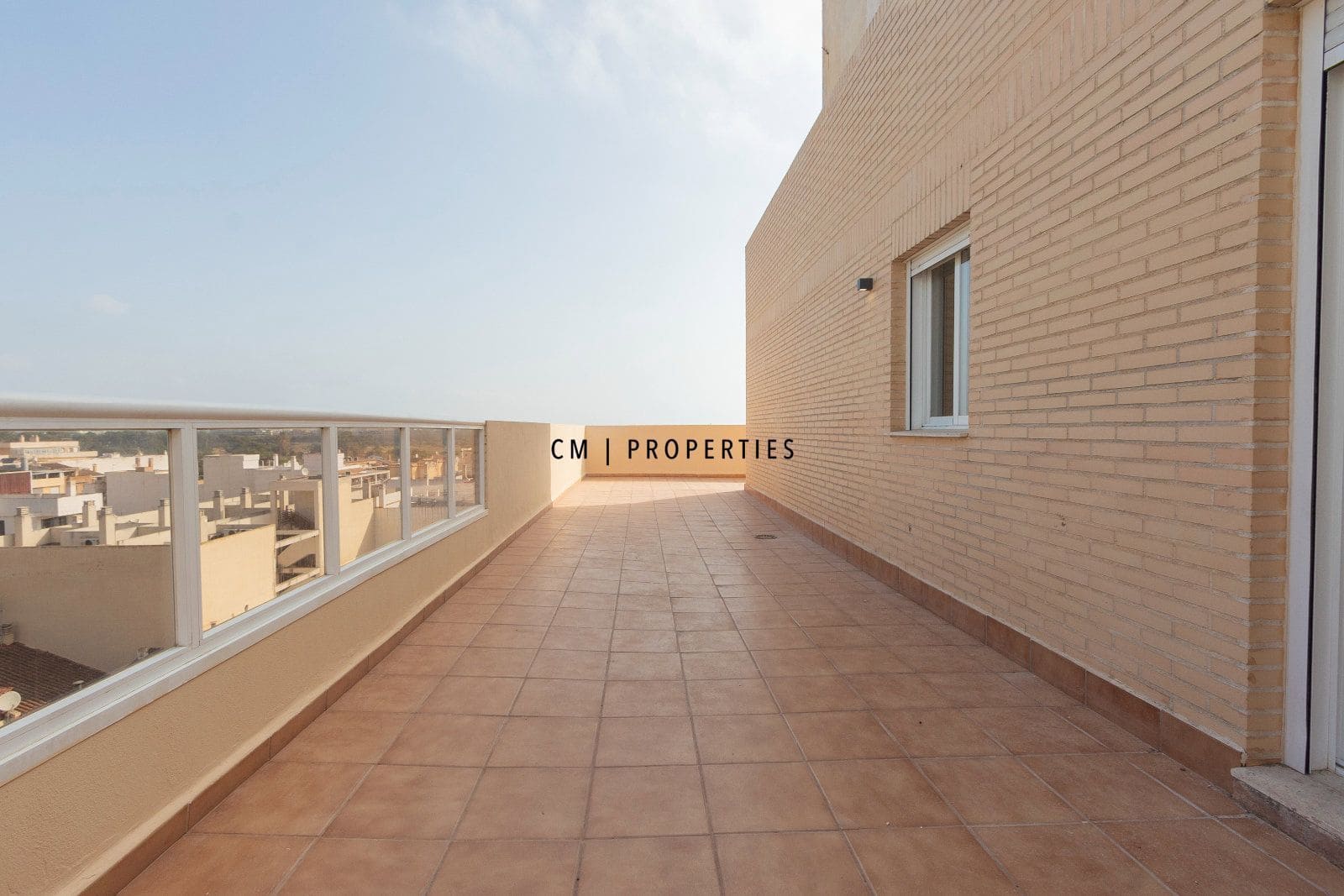 3 bedroom Penthouse for rent in Sagunto / Sagunt - € 1,500 (Ref: 9961163)