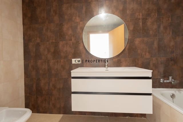 3 bedroom Penthouse for rent in Sagunto / Sagunt - € 1,500 (Ref: 9961163)