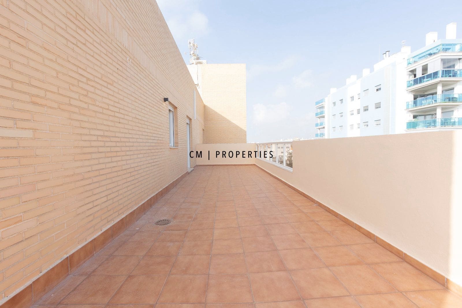 3 bedroom Penthouse for rent in Sagunto / Sagunt - € 1,500 (Ref: 9961163)
