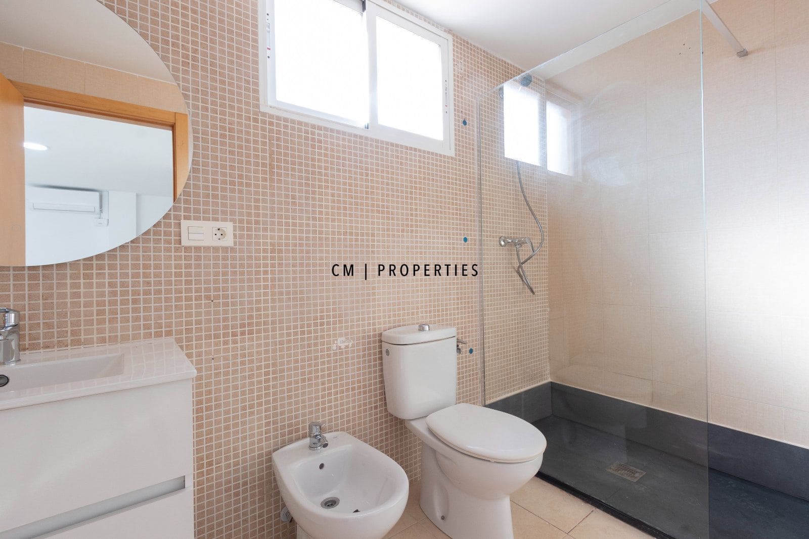 3 bedroom Penthouse for rent in Sagunto / Sagunt - € 1,500 (Ref: 9961163)