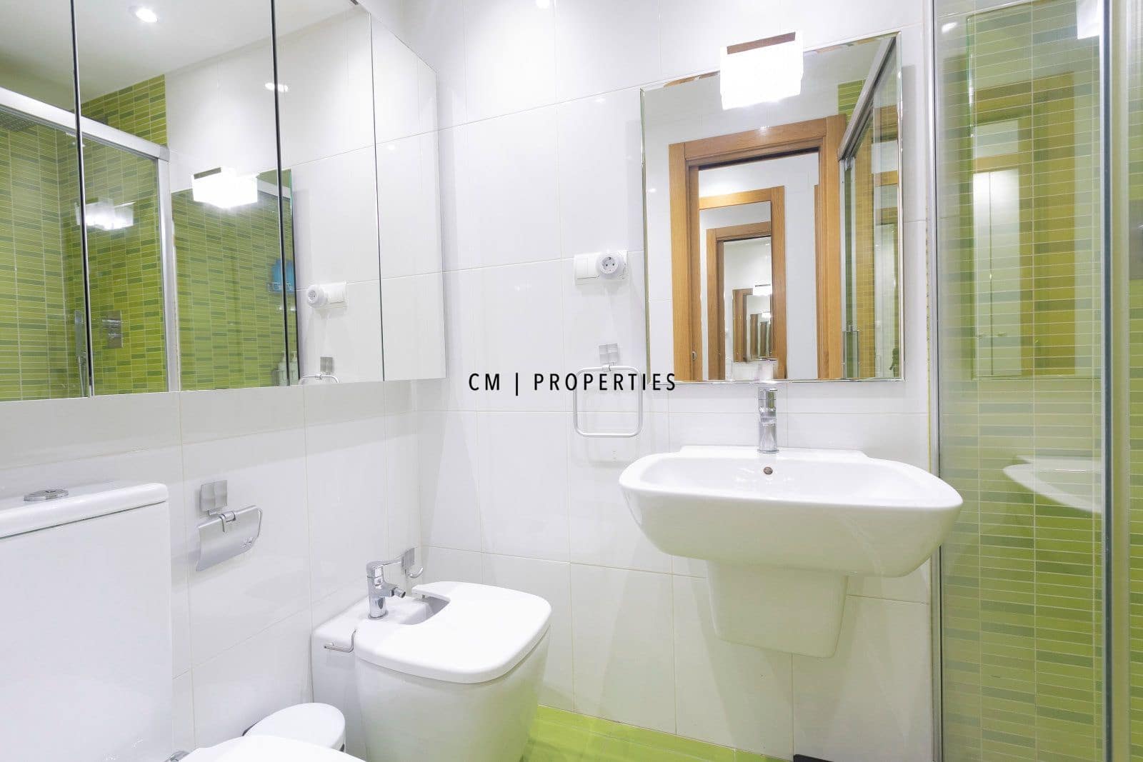 Appartement de 2 chambres à louer à Valence ville avec garage - 1 500 € (Ref: 9961520)