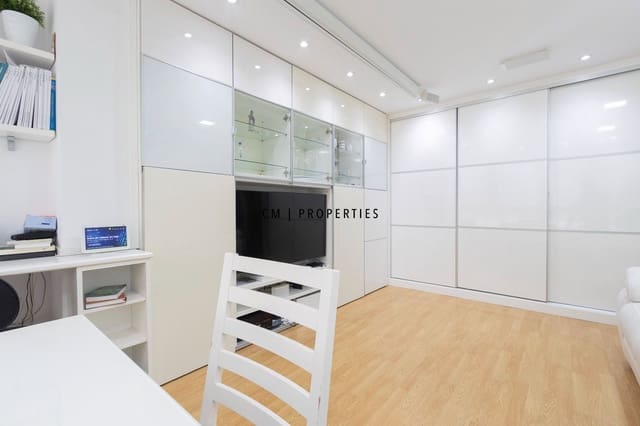 2 Zimmer Wohnung zu vermieten in València Stadt mit Garage - 1.500 € (Ref: 9961520)