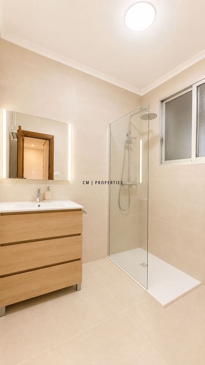 Appartement de 4 chambres à louer à Valence ville - 1 750 € (Ref: 9964004)