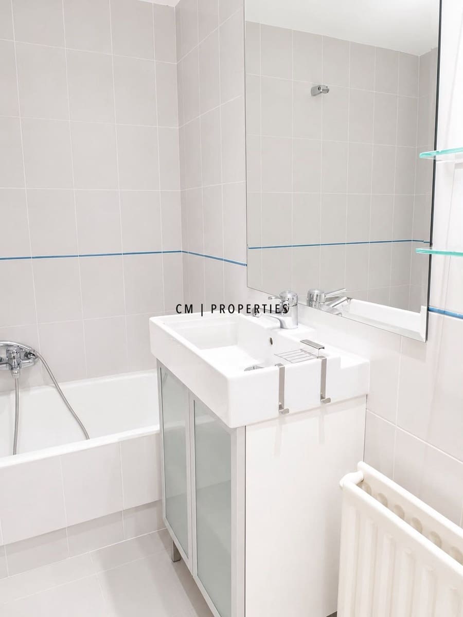 1 bedroom Flat for rent in Valencia city - € 1,000 (Ref: 9964148)