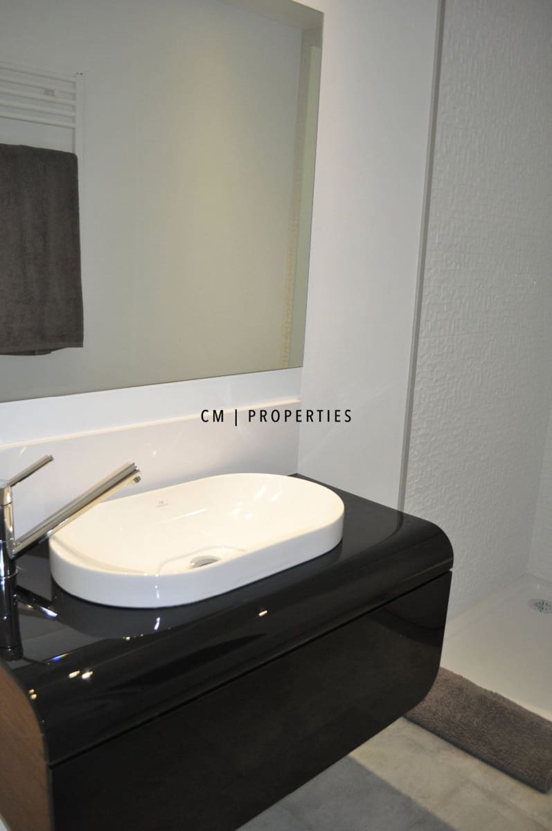 3 sovrum Lägenhet att hyra i Valencia stad - 1 600 € (Ref: 9964424)