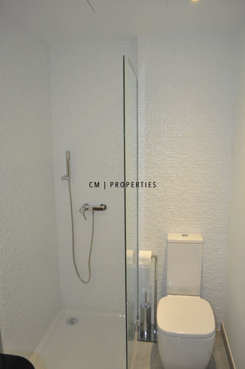 3 sovrum Lägenhet att hyra i Valencia stad - 1 600 € (Ref: 9964424)