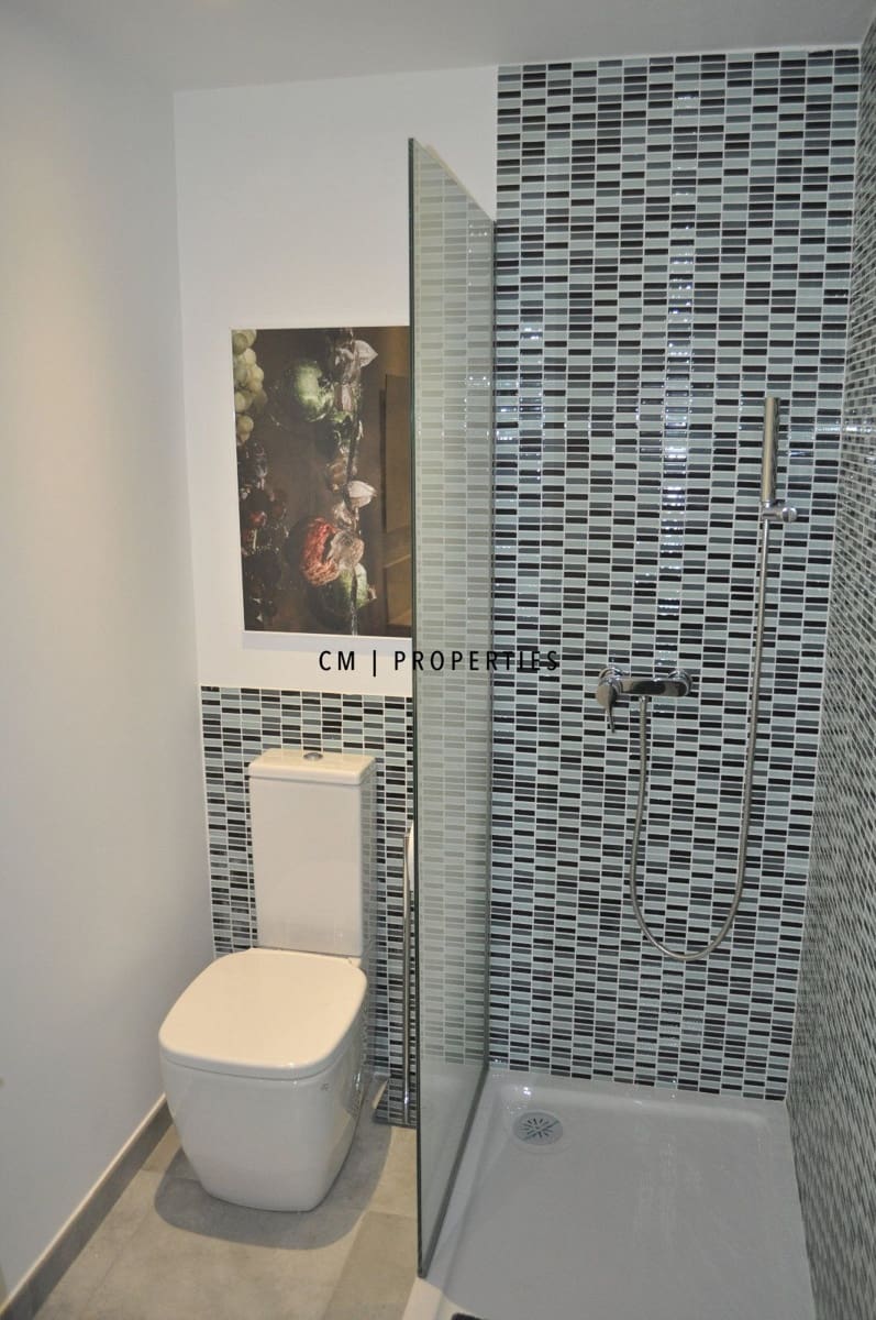 3 sovrum Lägenhet att hyra i Valencia stad - 1 600 € (Ref: 9964424)
