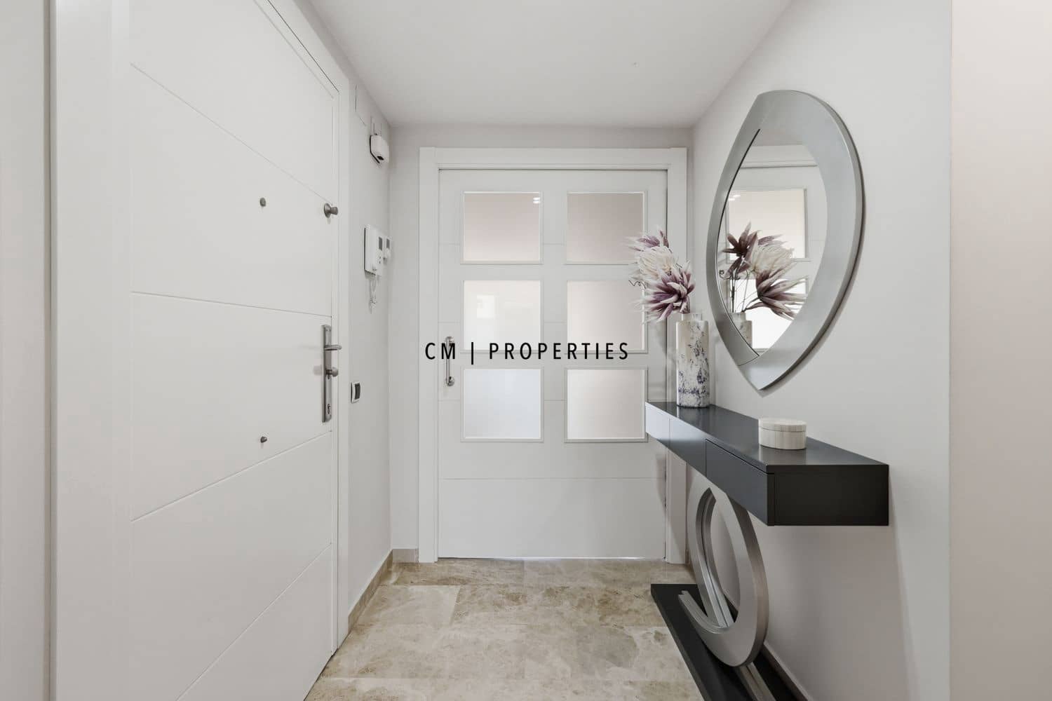 4 Zimmer Wohnung zu verkaufen in Valencia Stadt mit Pool Garage - 1.190.000 € (Ref: 9965524)