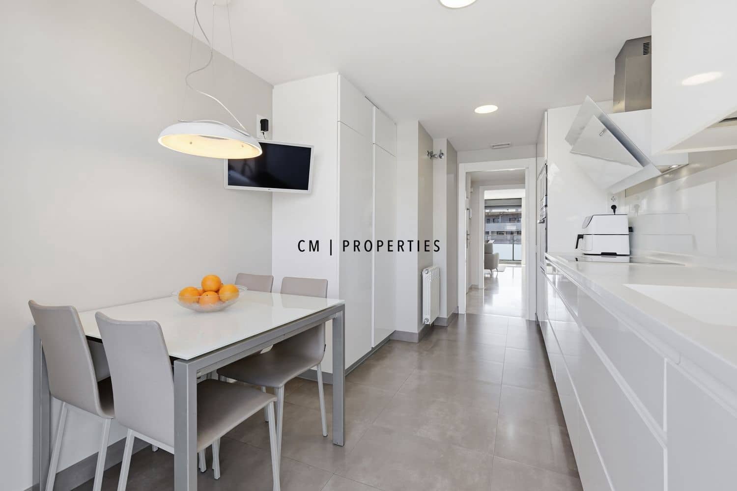 4 Zimmer Wohnung zu verkaufen in Valencia Stadt mit Pool Garage - 1.190.000 € (Ref: 9965524)