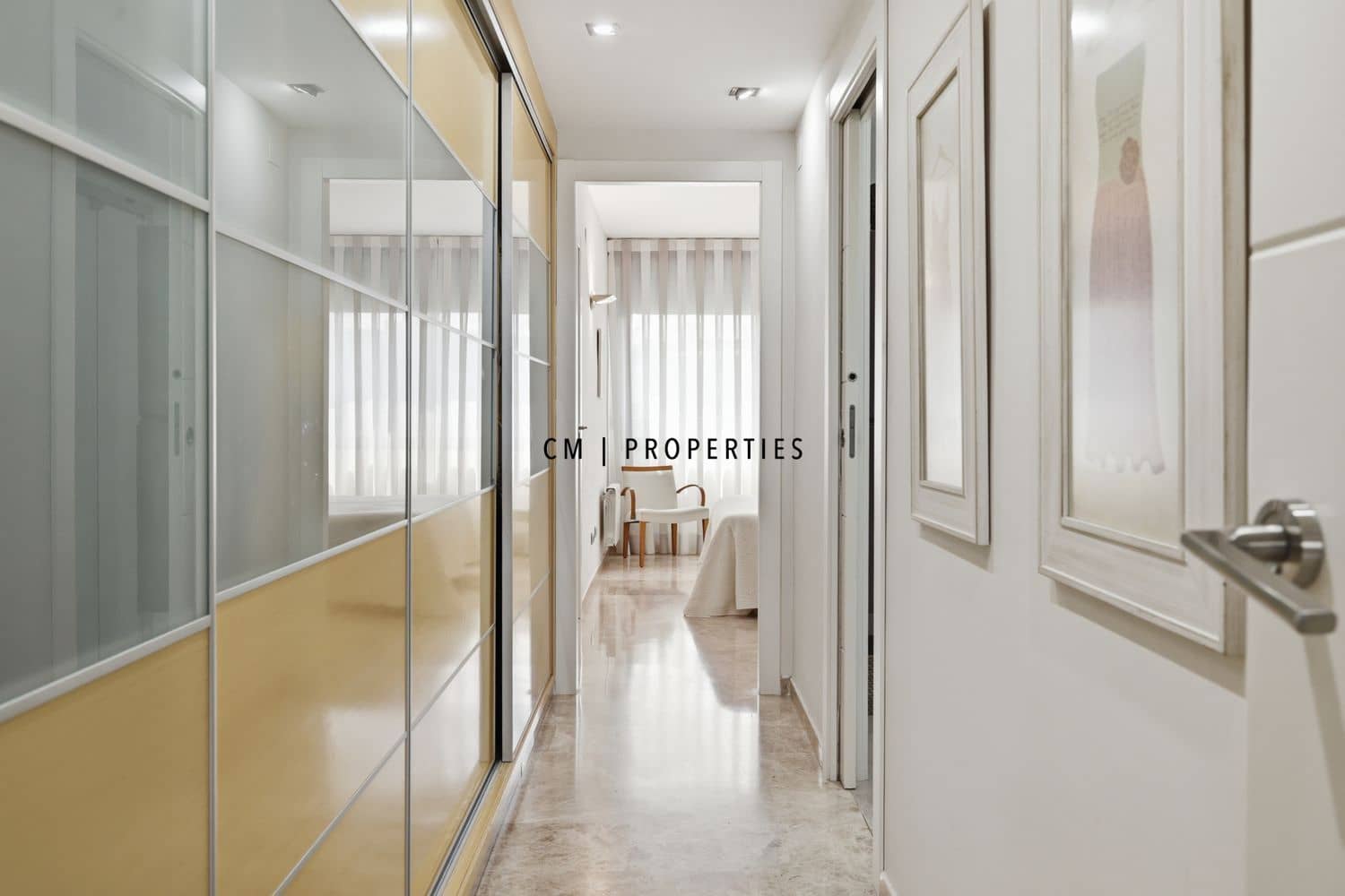 4 Zimmer Wohnung zu verkaufen in Valencia Stadt mit Pool Garage - 1.190.000 € (Ref: 9965524)