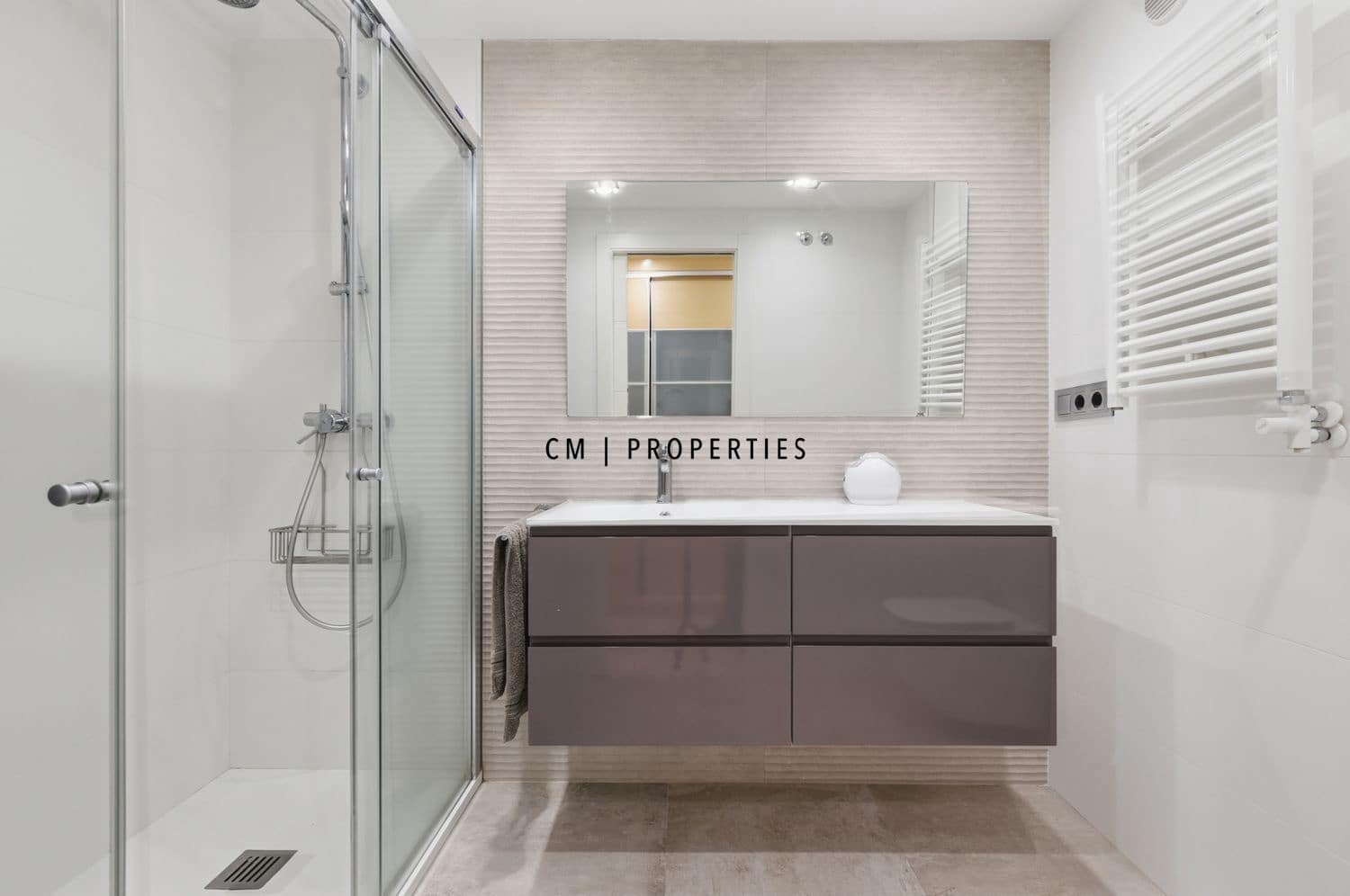 4 Zimmer Wohnung zu verkaufen in Valencia Stadt mit Pool Garage - 1.190.000 € (Ref: 9965524)