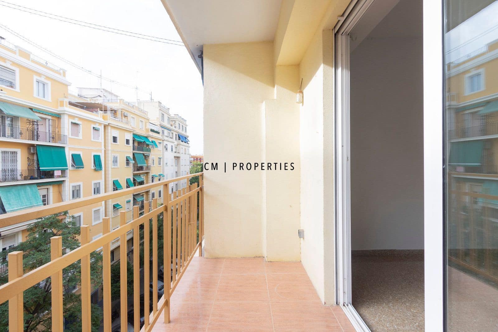 3 soveværelse Lejlighed til leje i Valencia by - € 1.400 (Ref: 9965679)